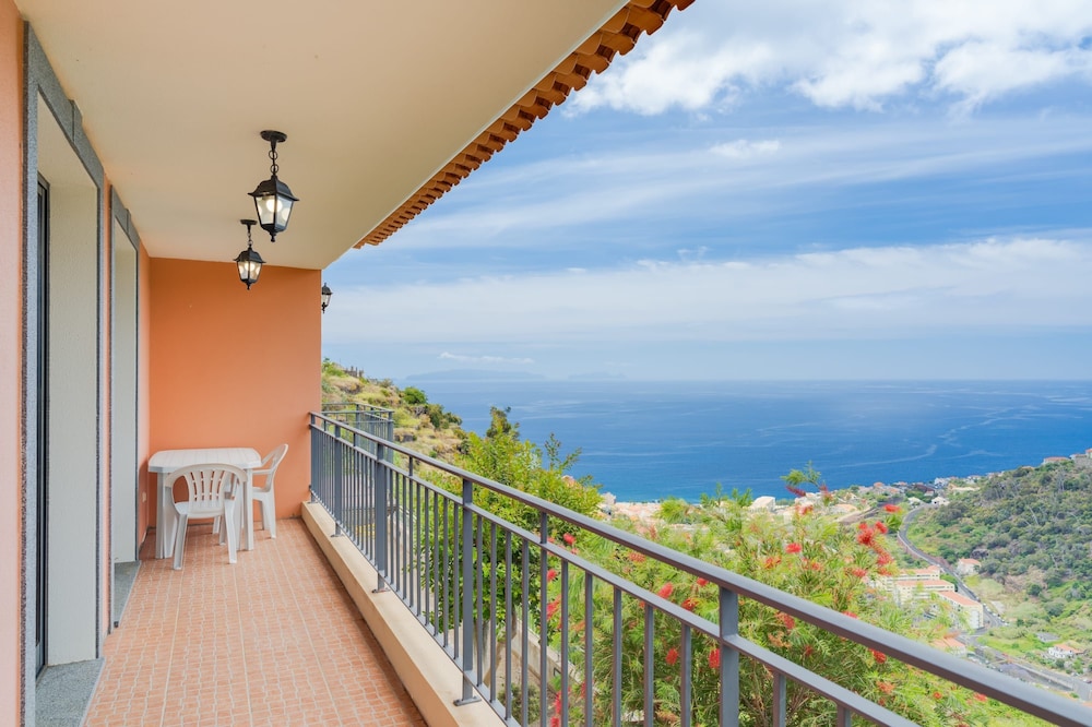 Villa Flor in Santa Cruz