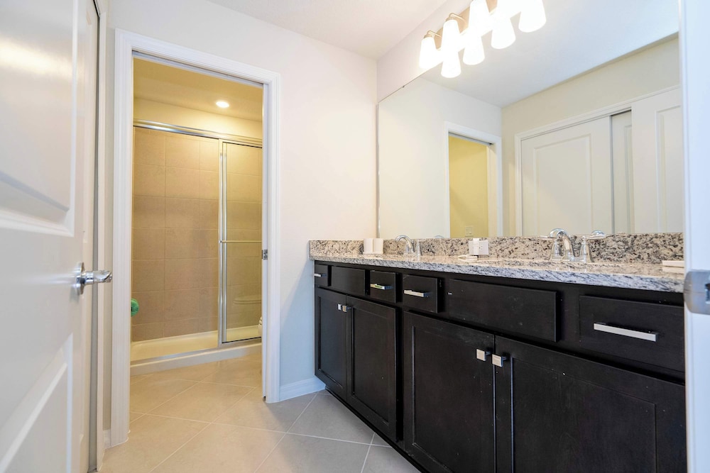 Luxury Private Pool & Themed Rooms Close To Disney 1282