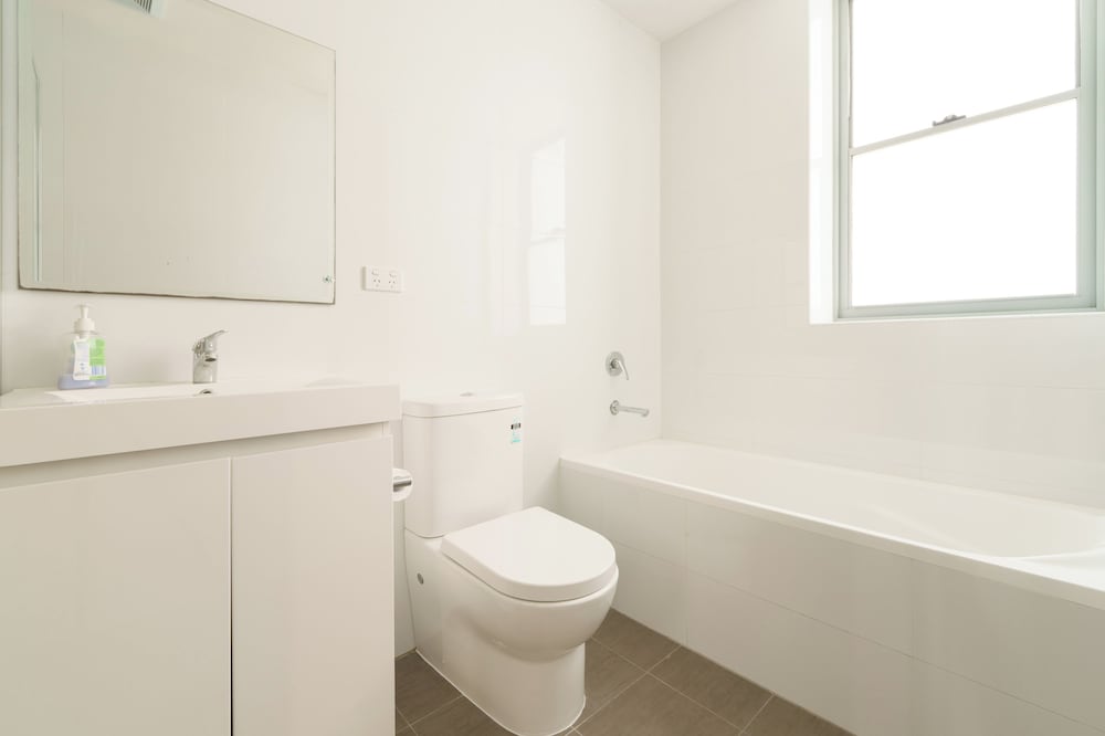 Kozyguru | Hillsdale | 3 Bedroom Apt