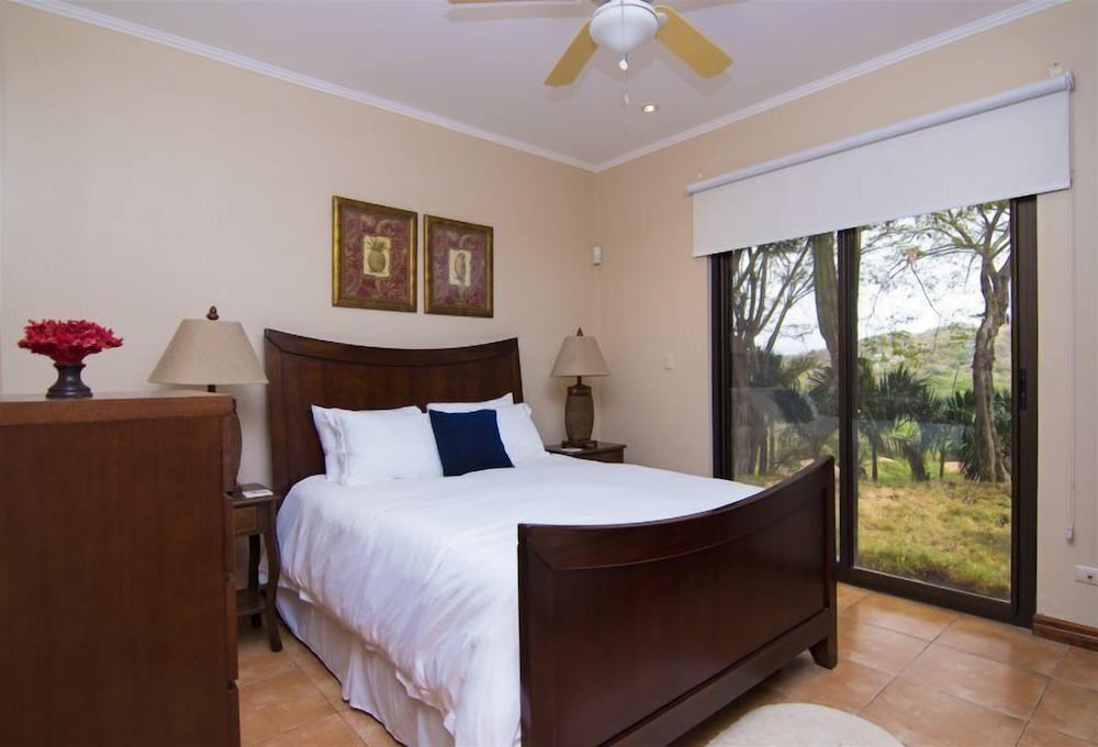Mariners Point - C1 view 5