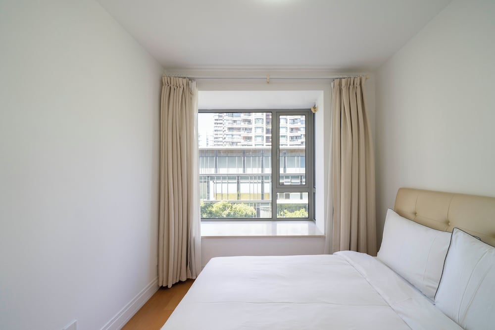 Tyms Stylish 3BR 2BA Apt Xuhui Center
