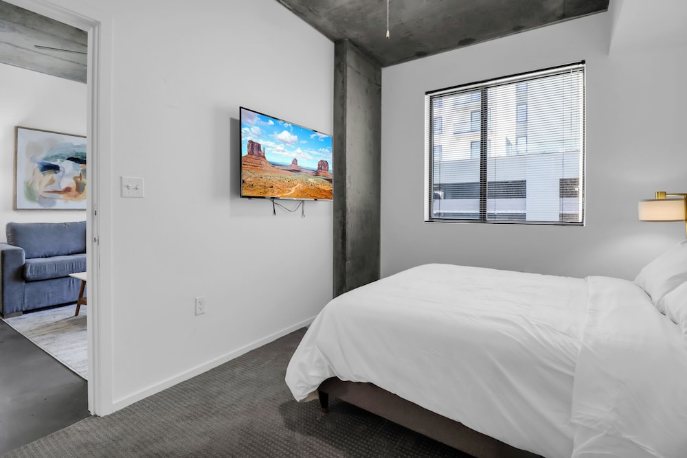 Phoenix Urban Luxury Escape