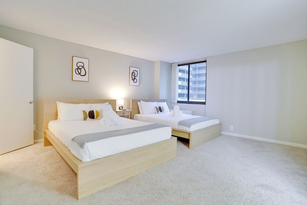 DC Airport Metroline Apartments
