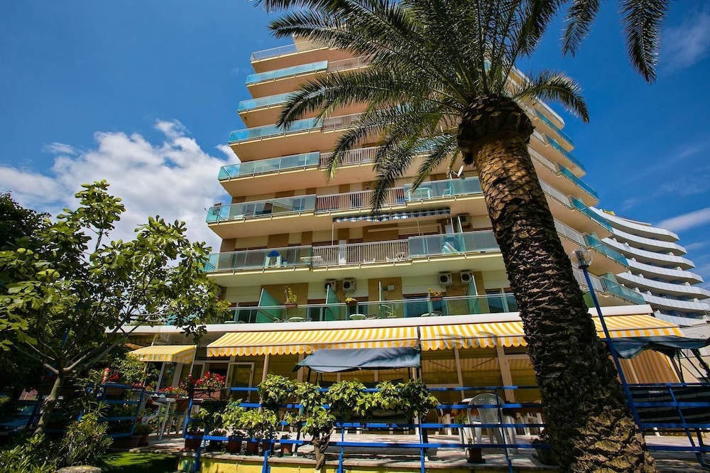 Hotel Antares