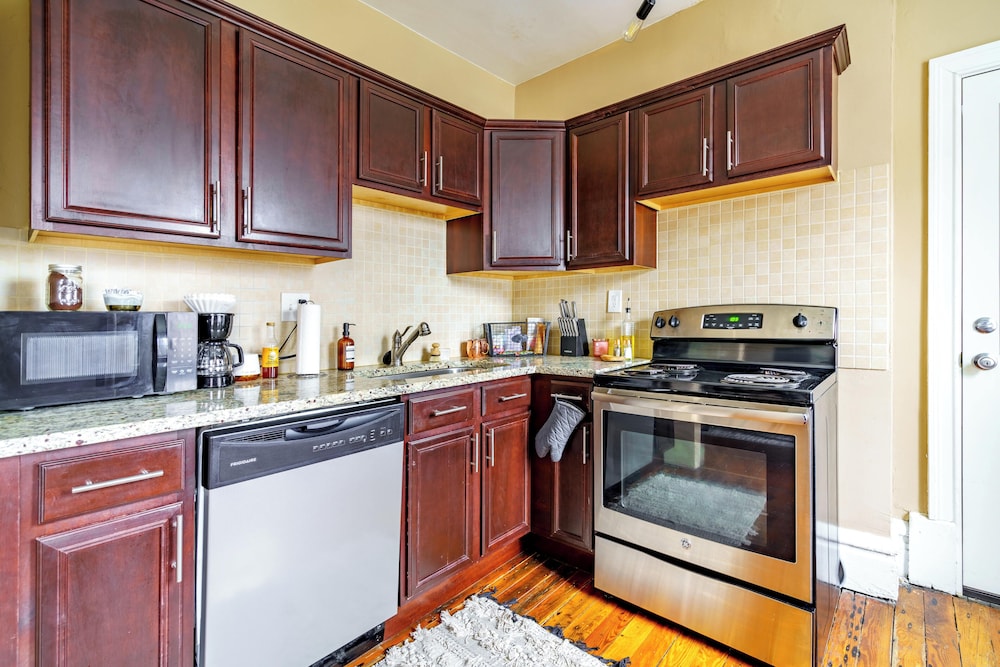 The Parkside by Jungle House – Short North Boutique Suites