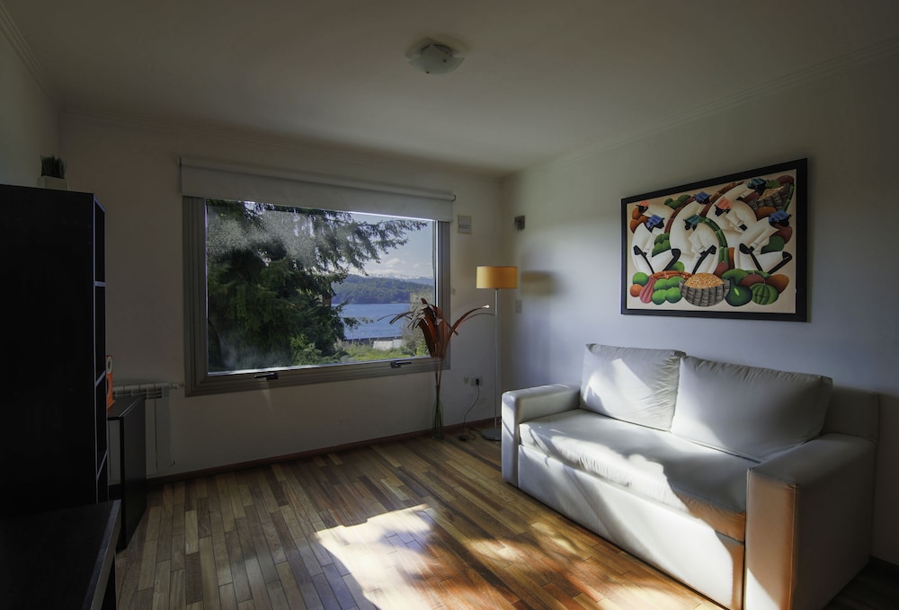 Great 2-Bedroom Apartment close Playa Bonita QL5 by Apartments Bariloche