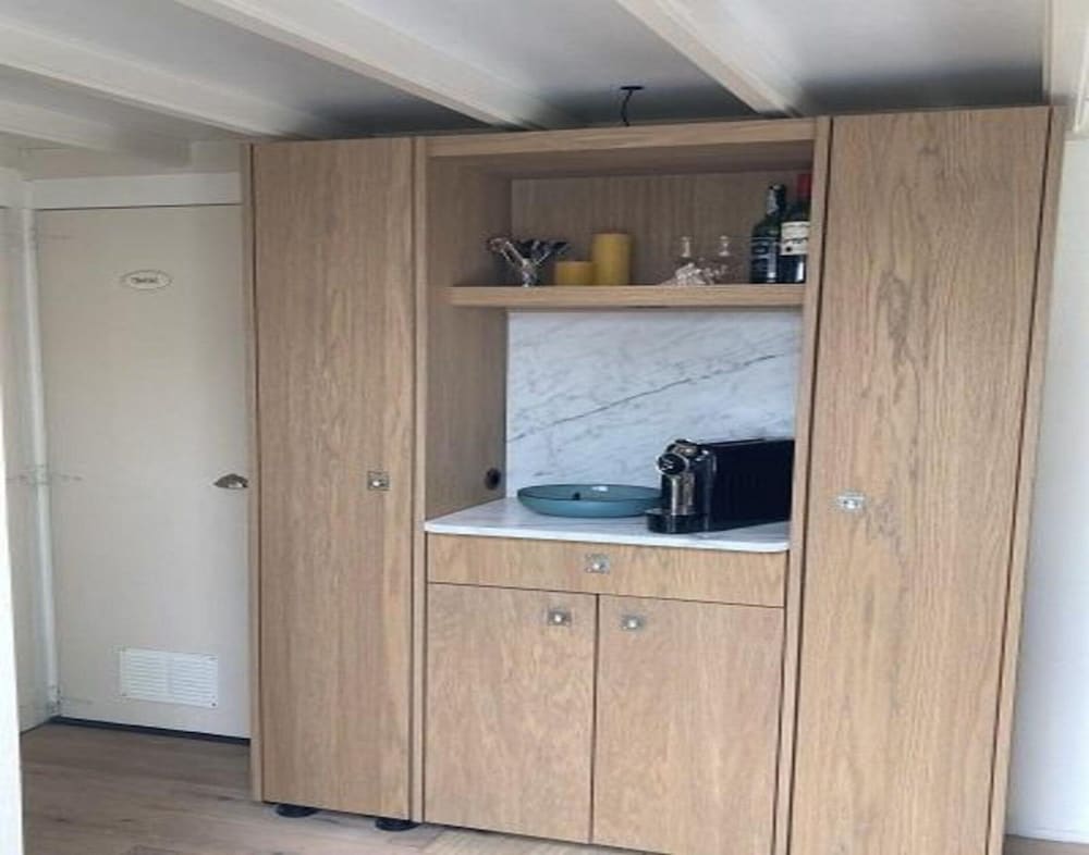 Chalet for Four Guests Near Beach