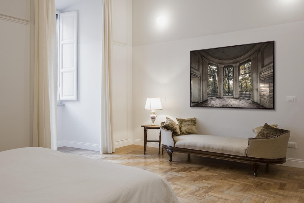 Le Fontane - Perfect Apartment Airy Tasteful Modern in a Historic Rome