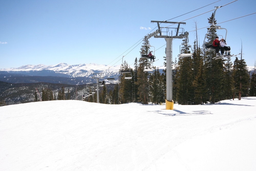 Red Hawk Lodge 2269