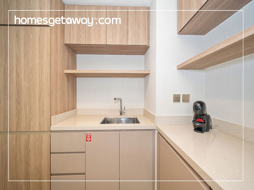 Stylish 2BR Fully Furnished Unit at Business Bay