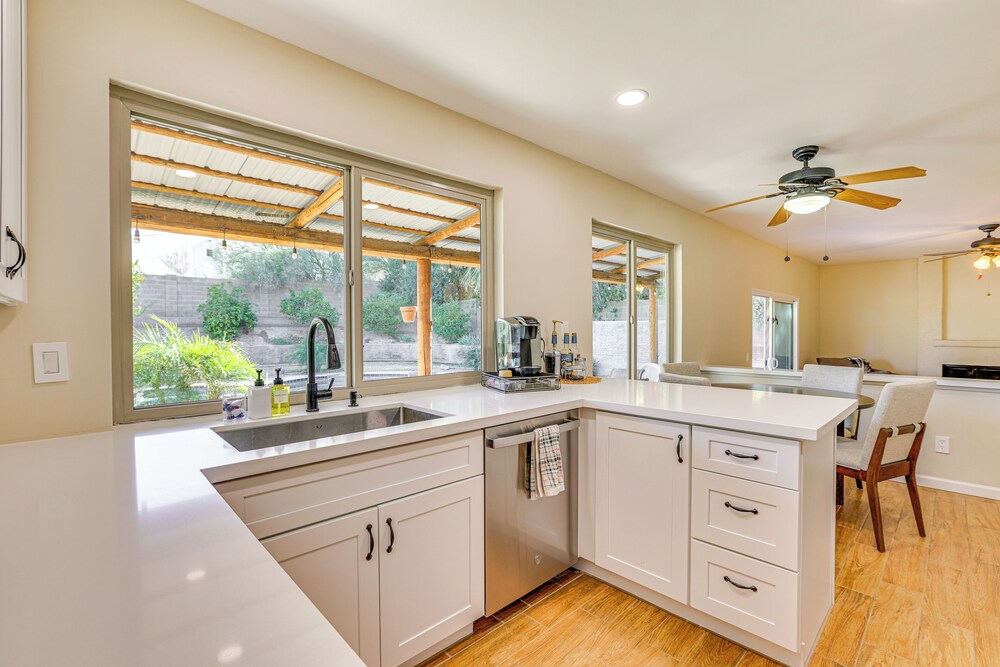 Hike, Golf & Explore: Large Phoenix Home w/ Grill