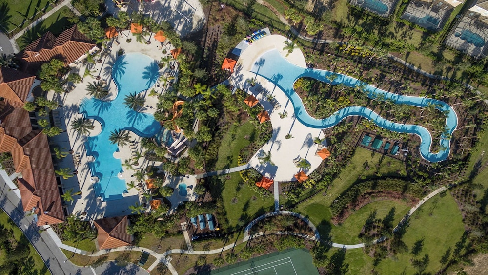 Solterra Villa With Screened Pool & Lake View