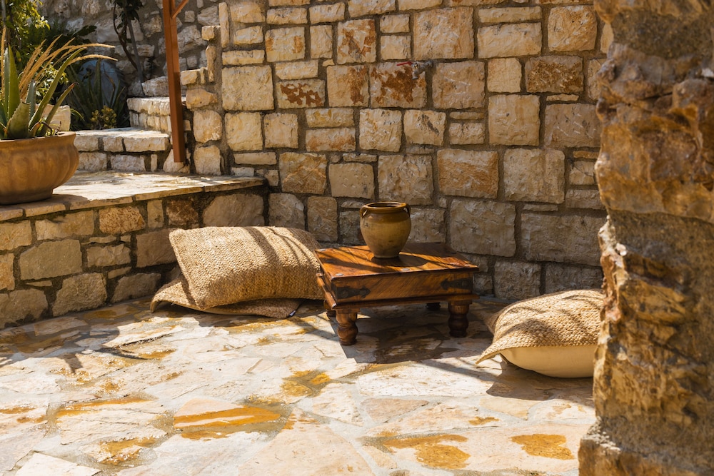 Albanian Coast - House - Stay 9 - Hottub - Petsok