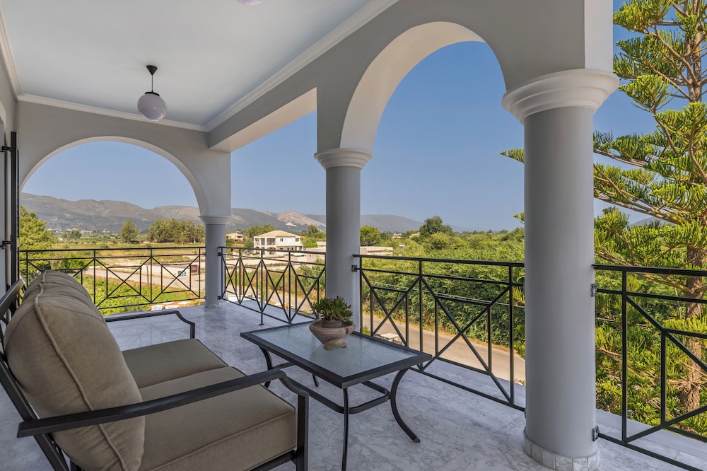 Oasis Luxury Residences