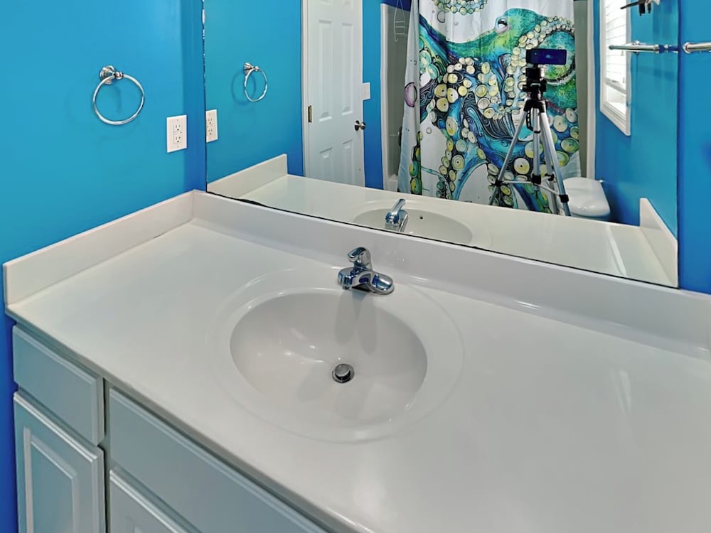 Piccolo Paradiso by Topsail Realty