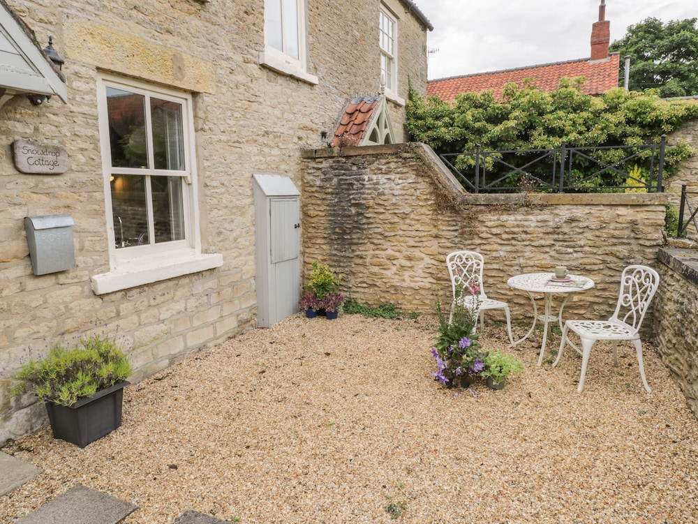 Snowdrop Cottage