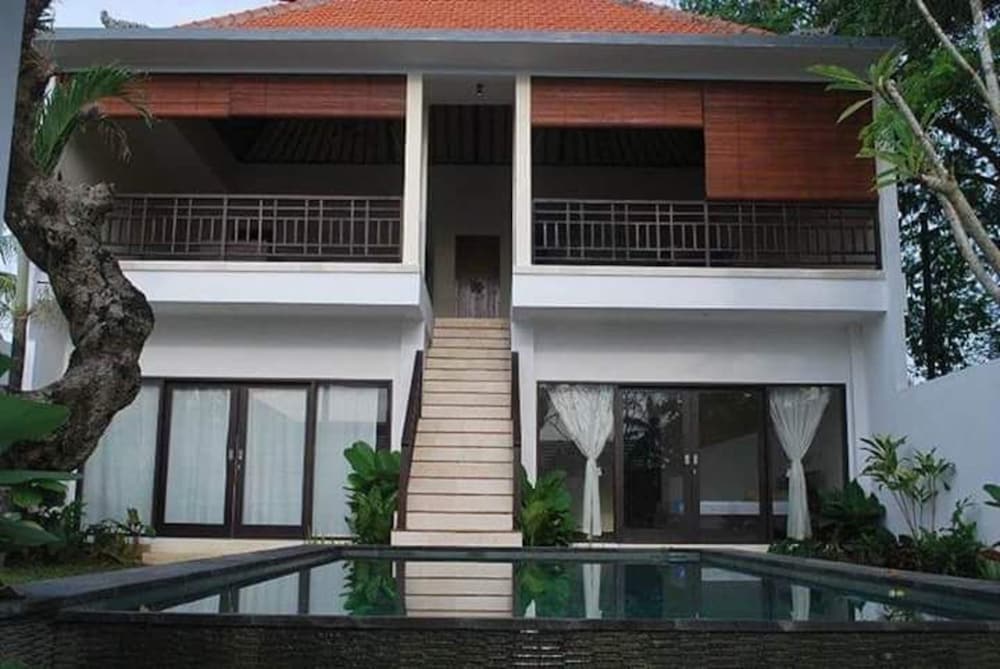 Villa Red Wood Forest