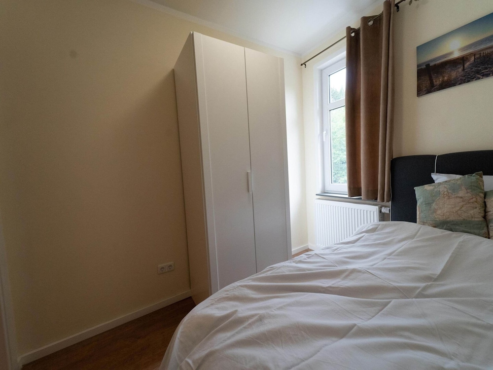 Holiday Home With Garden view 5
