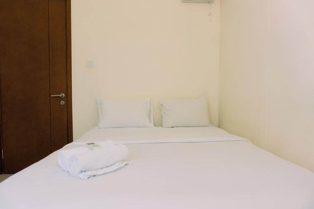 Spacious and Homey 2BR at Signature Park Grande Apartment