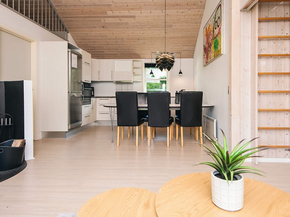 6 Person Holiday Home in Ansager