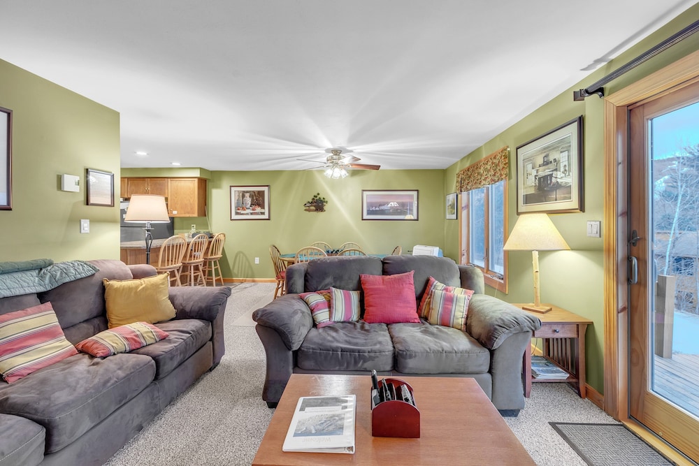 Otter Slide 78i - A Cozy Mountain Retreat 2 Bedroom Townhouse by The Summit at Gore Mountain