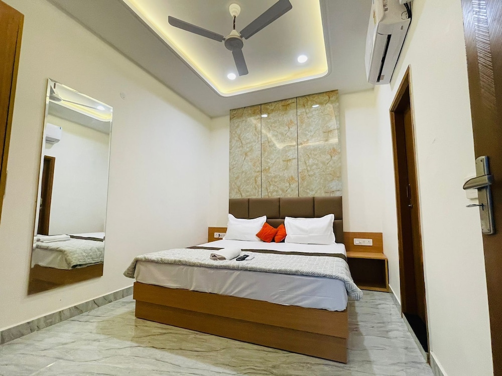 Hotel Pilgrim Near Golden Temple