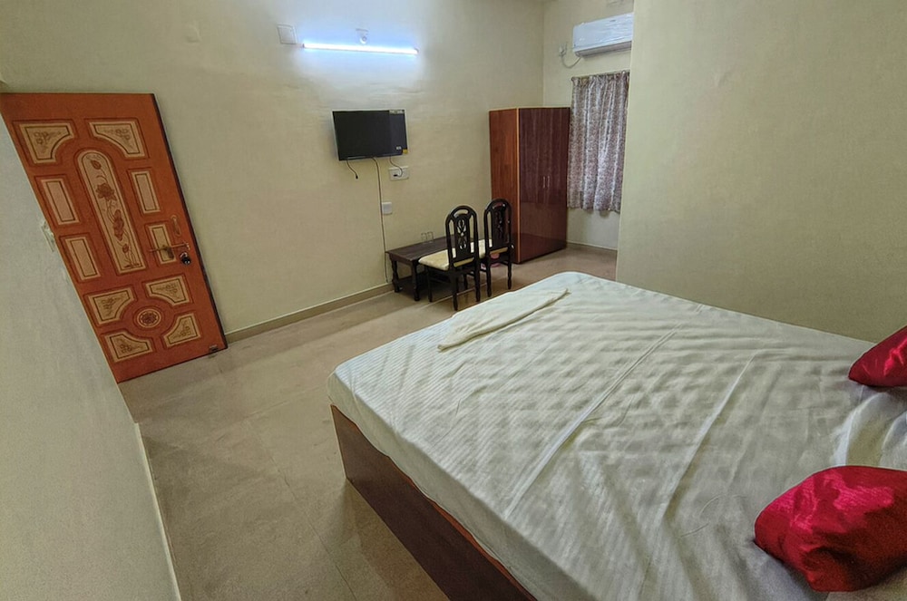 ASHOK NANDINI GUEST HOUSE