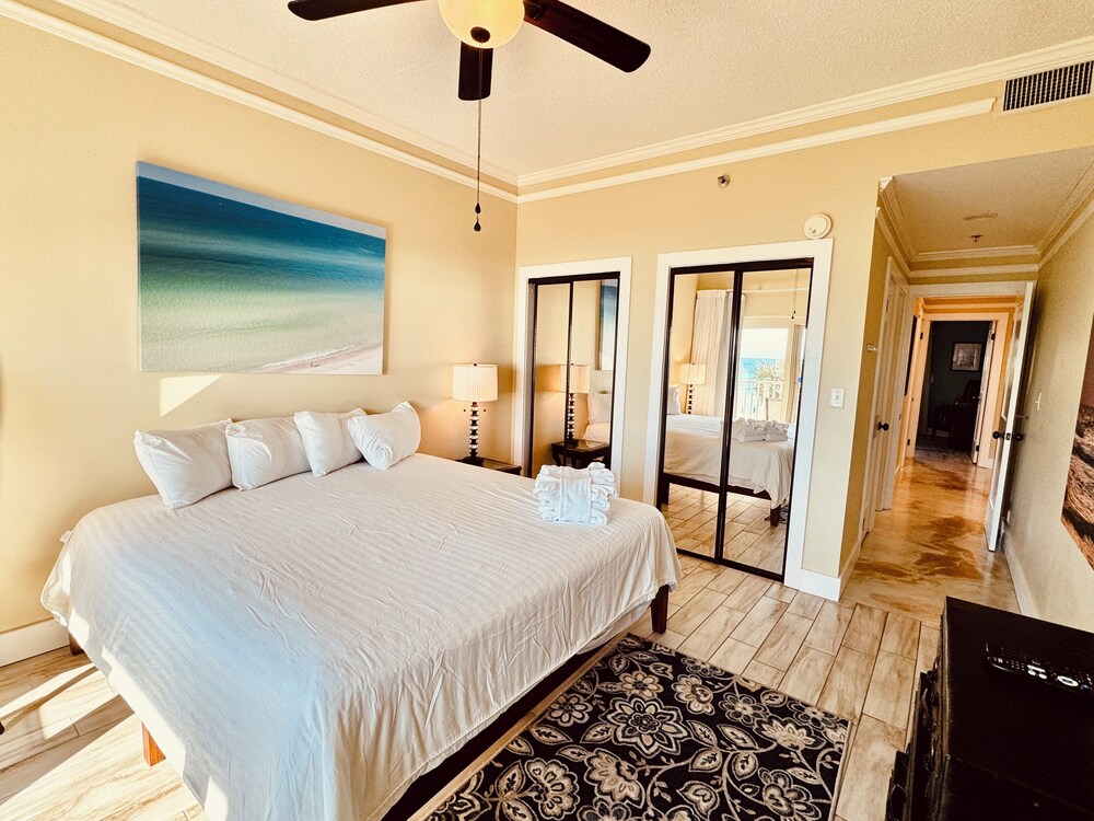 Tops'l Beach Manor by Gibson BR view 4