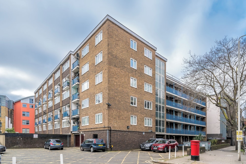 JOIVY Stylish flat between London Bridge