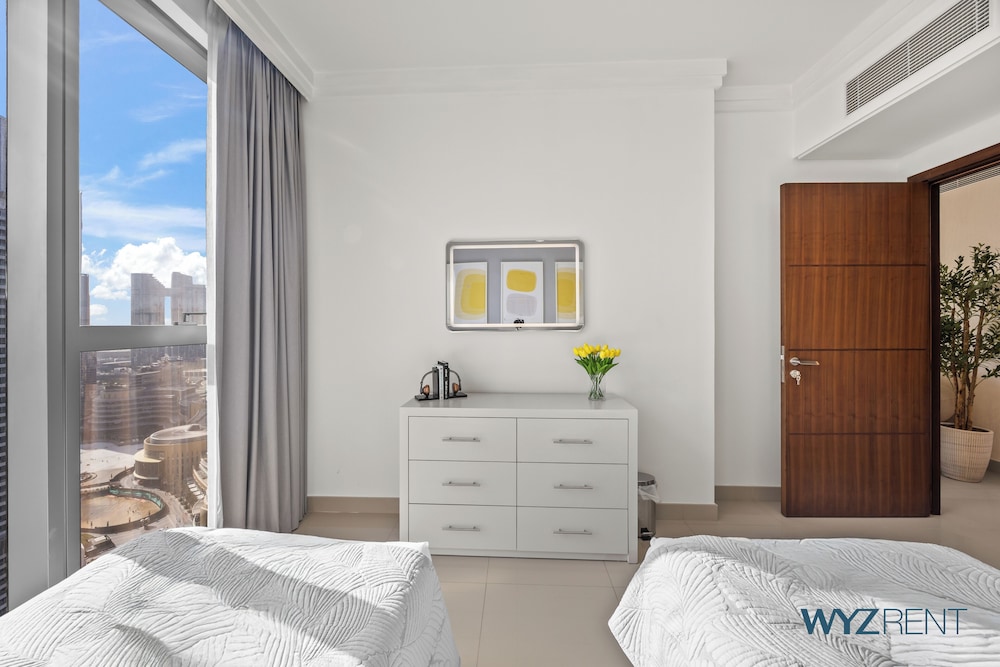Prestigious 3.5 BR in Boulevard