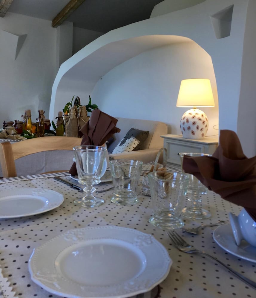 Agriturismo Monti di Jogliu