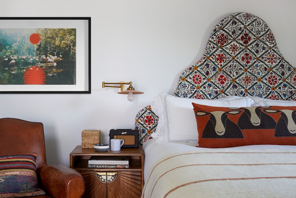 Hotel Artist Residence Oxfordshire - Image 1