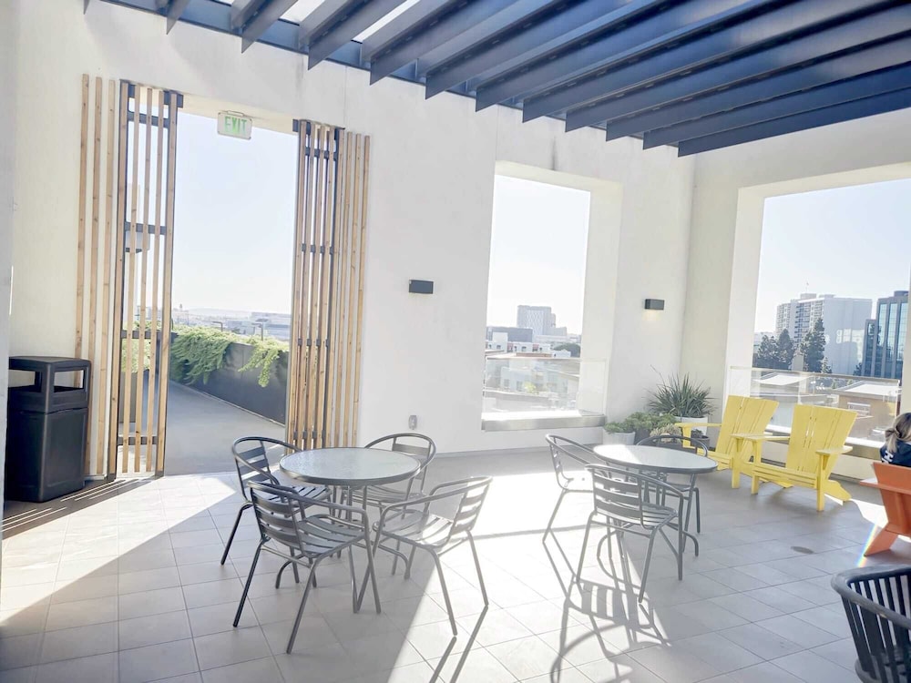 Premier Apts in Vibrant Downtown LA