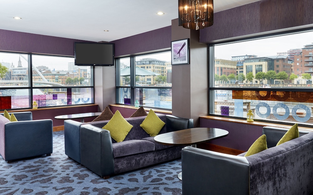 Gateshead Vacations - Leonardo Hotel Newcastle Quayside - Property Image 6