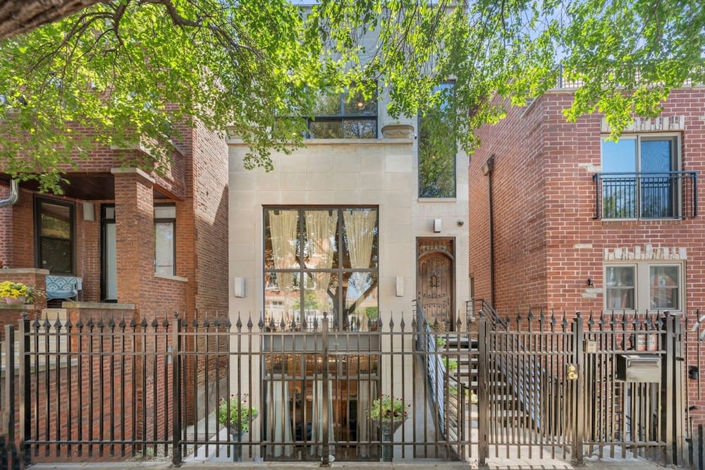 Zen Oasis of Elegance Expansive Executive Home