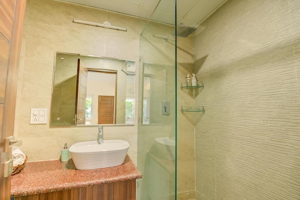 Luxury 3 Bedroom's Apartment