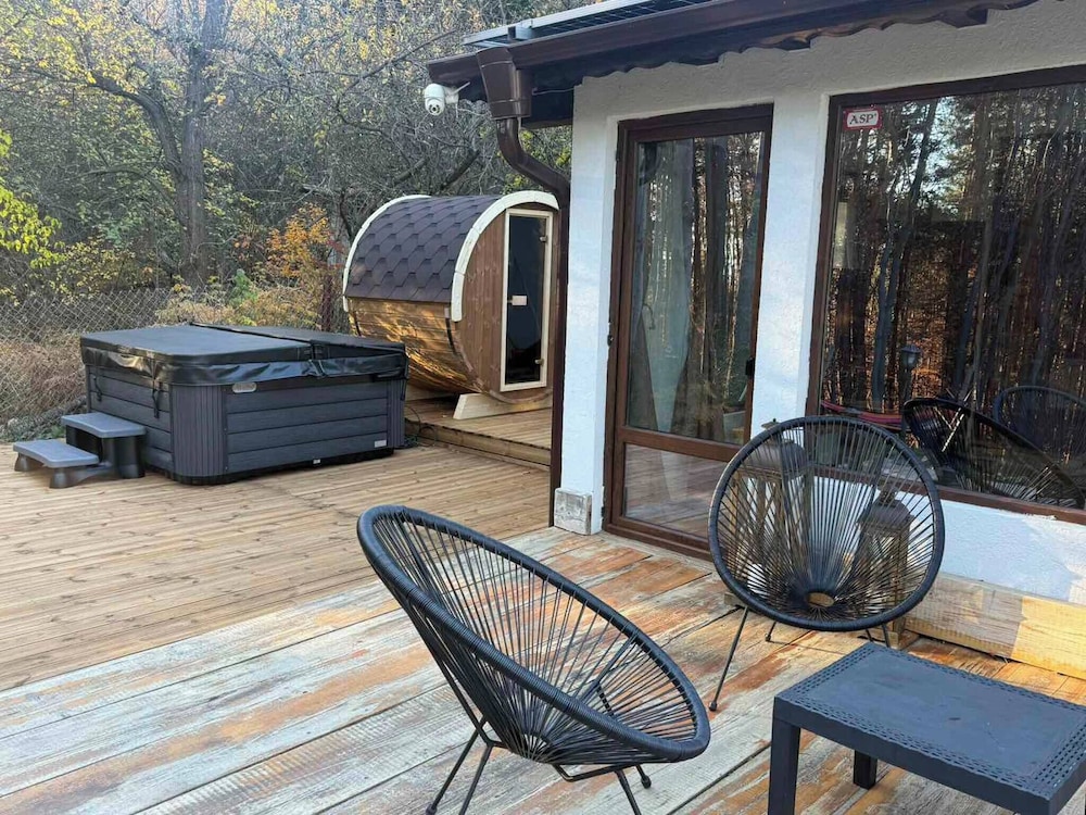 Villa Yarema Mountain Relax With Hot Jacuzzi & Sauna