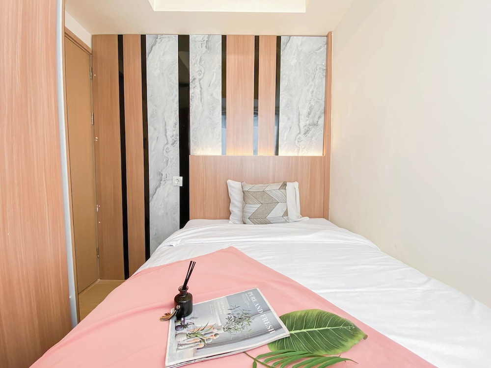 Homey And Modern 2Br At Meikarta Apartment, Cikarang - 13