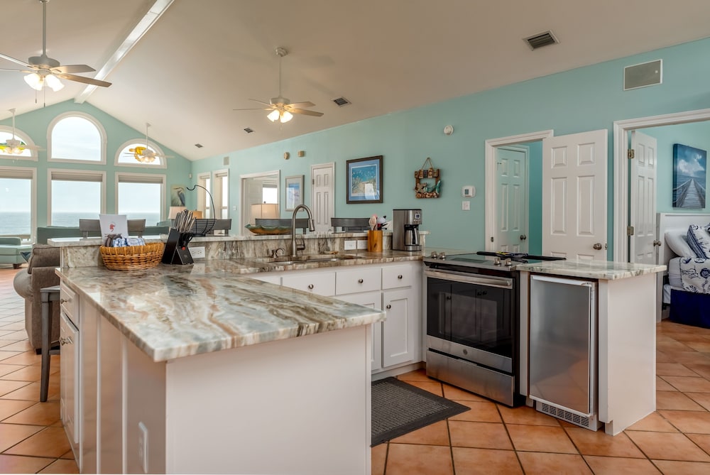 Surfside - 2431 Bienville 4 Bedroom Home by RedAwning