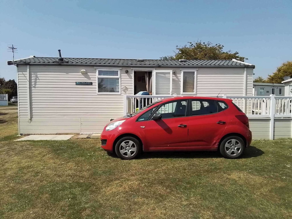 Sleep4 Cabin - Self-checkin, Free Parking, Petok