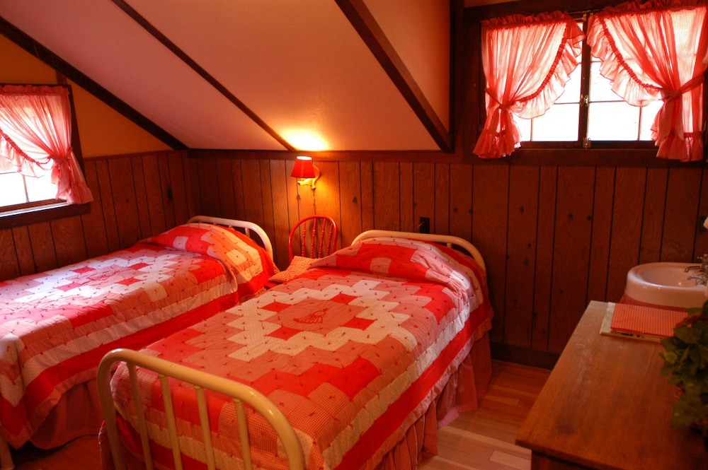 Baldpate Inn - Property Image 4