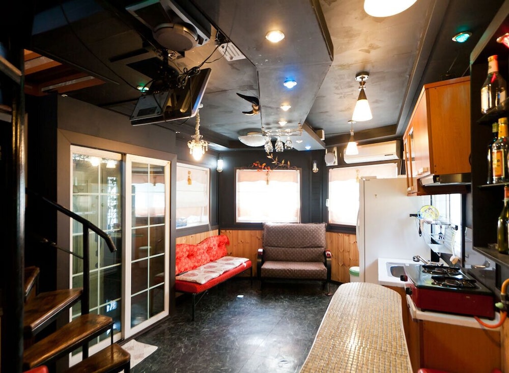 Taean White Sand Pension