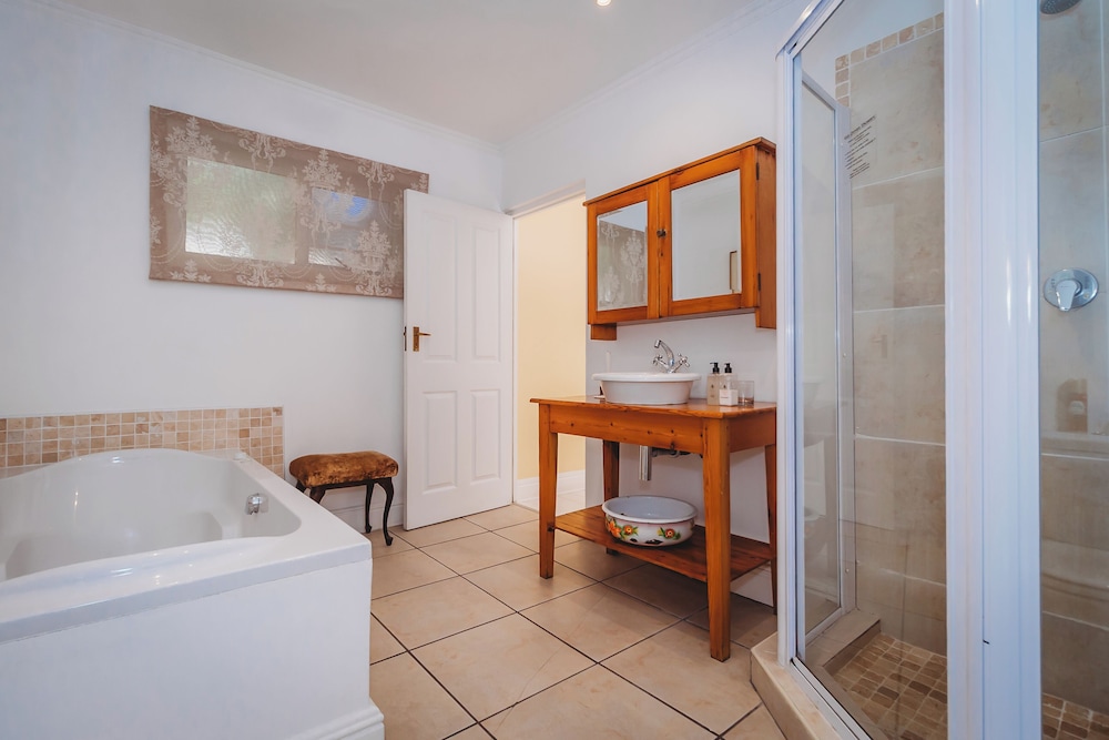 Acorn Guest House