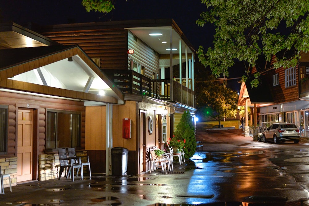 Lake Crest Inn