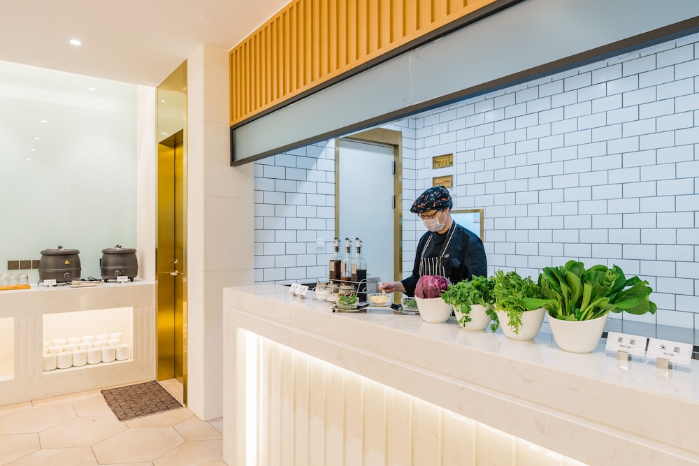 Empire of Champions by VillaDirect - Image 5