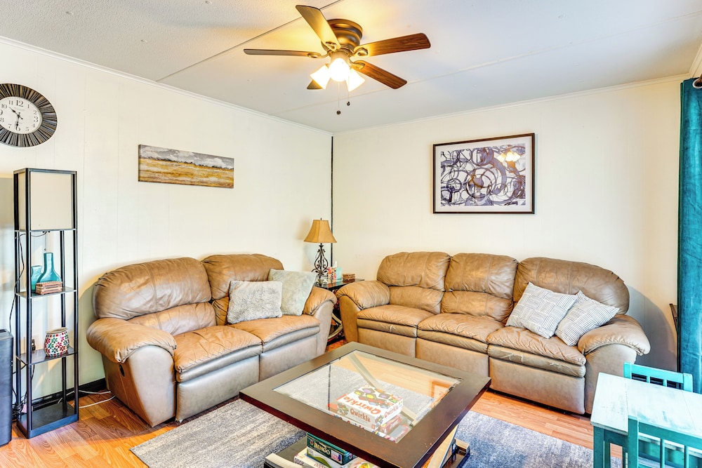 Kayak, Snorkel & More: Quiet Home in High Springs!