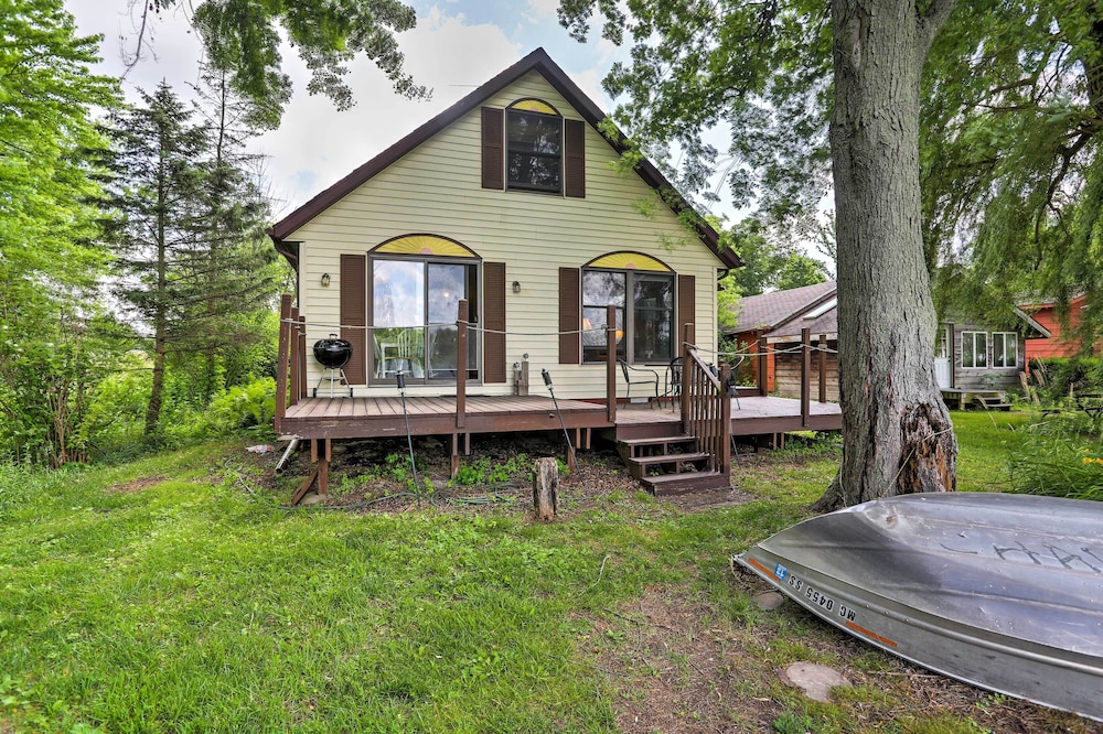 Coldwater Vacations - Waterfront Cottage w/ Dock on Dragon Lake! - Property Image 20