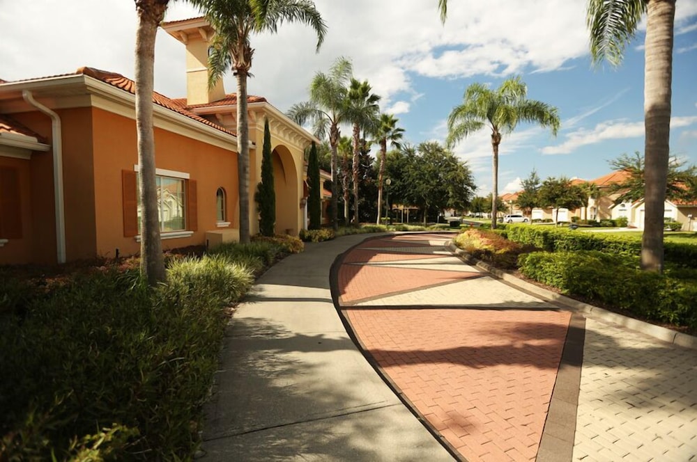 Solana #2 - 7 Bed 5 Baths Villa - Image 4