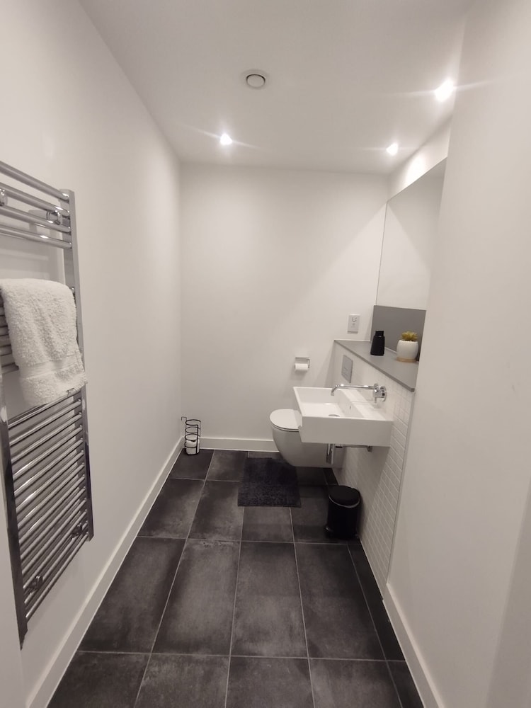 Charming 3-bed Apartment in London