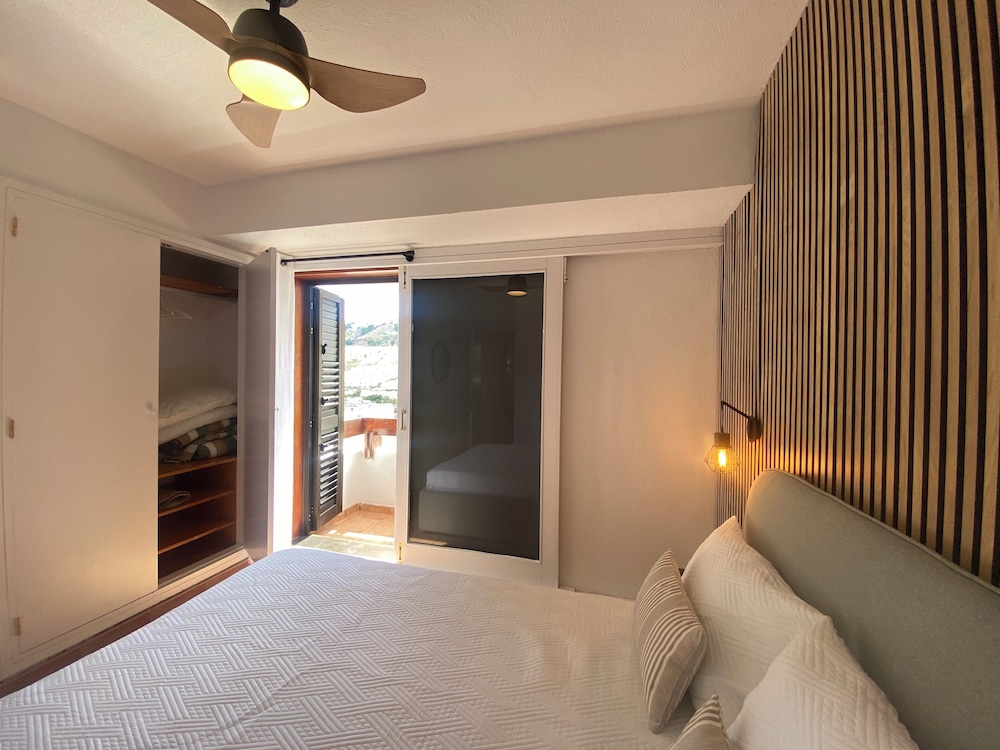 Modern Duplex Apartment Near Swimming Pool